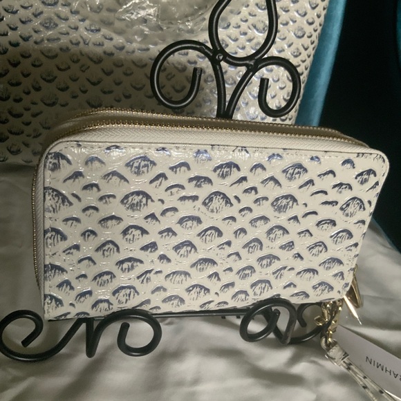 Brahmin Large Duxbury Zora Wallet 'Creme Vreeland' - Picture 4 of 12